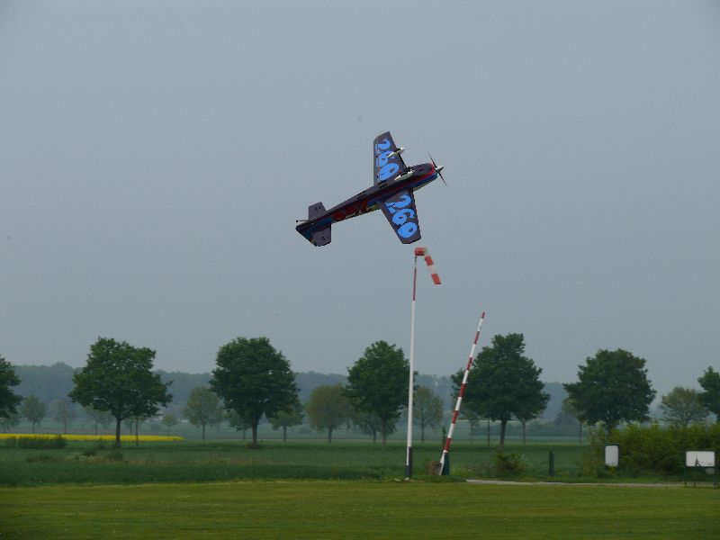 p1030834_8_20090503_1447183426
