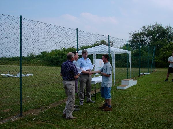 kunustdm2003_101_20120112_1423099842