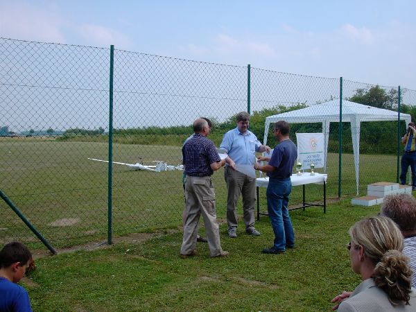 kunustdm2003_105_20120112_1416410997