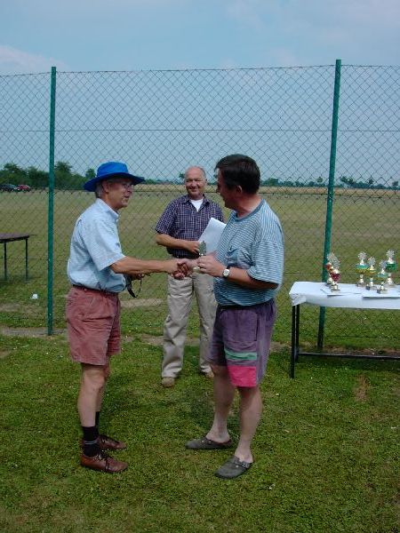 kunustdm2003_78_20120112_1268110362