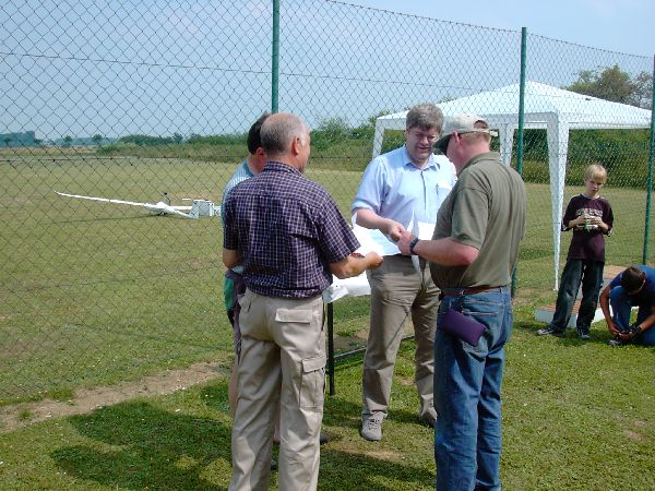 kunustdm2003_79_20120112_1024523714