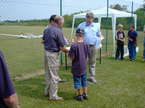 kunustdm2003_81_20120112_1689531603