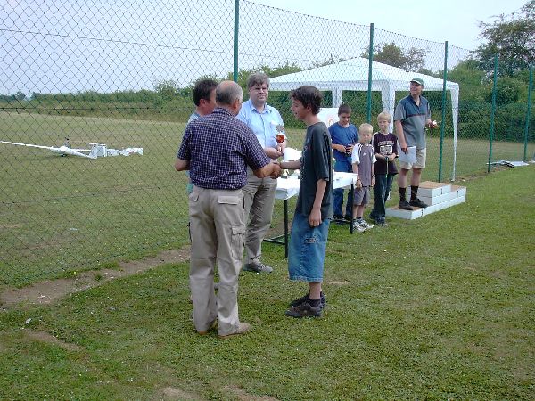 kunustdm2003_91_20120112_2081616194