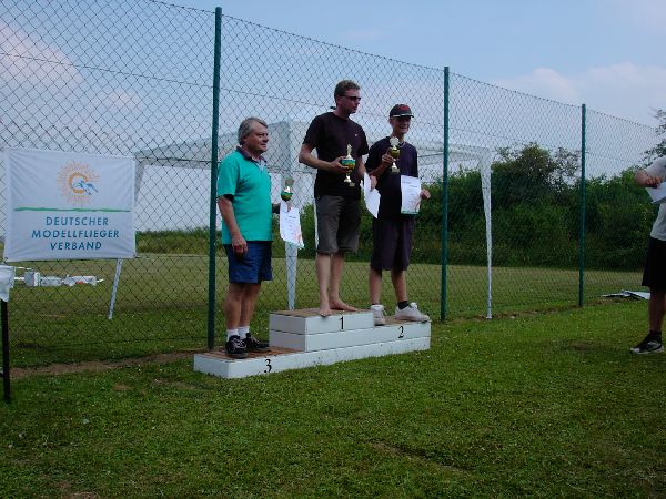 kunustdm2003_99_20120112_1977121067