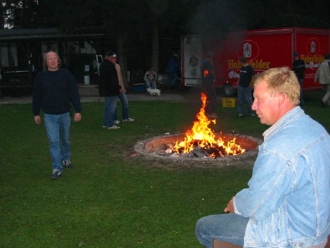 freund_2004_33_20120122_1761463830