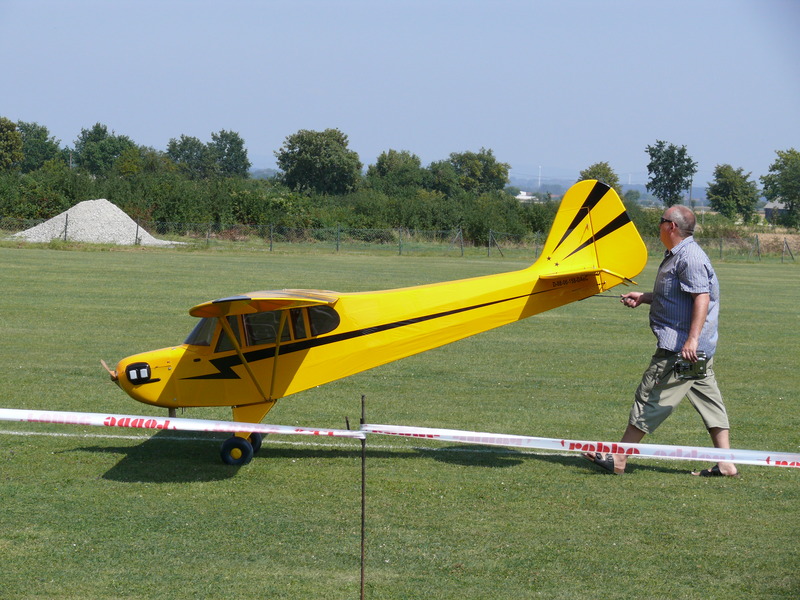 freundschaftsfliegen_09__17_20091101_1703625102