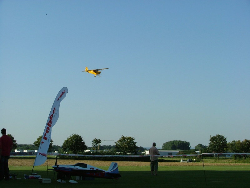 freundschaftsfliegen_09__3_20090820_1390784490