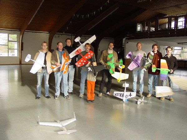 indoor_2003_8_20080124_1200427304