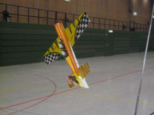 user_76_hallenfliegen-031_7